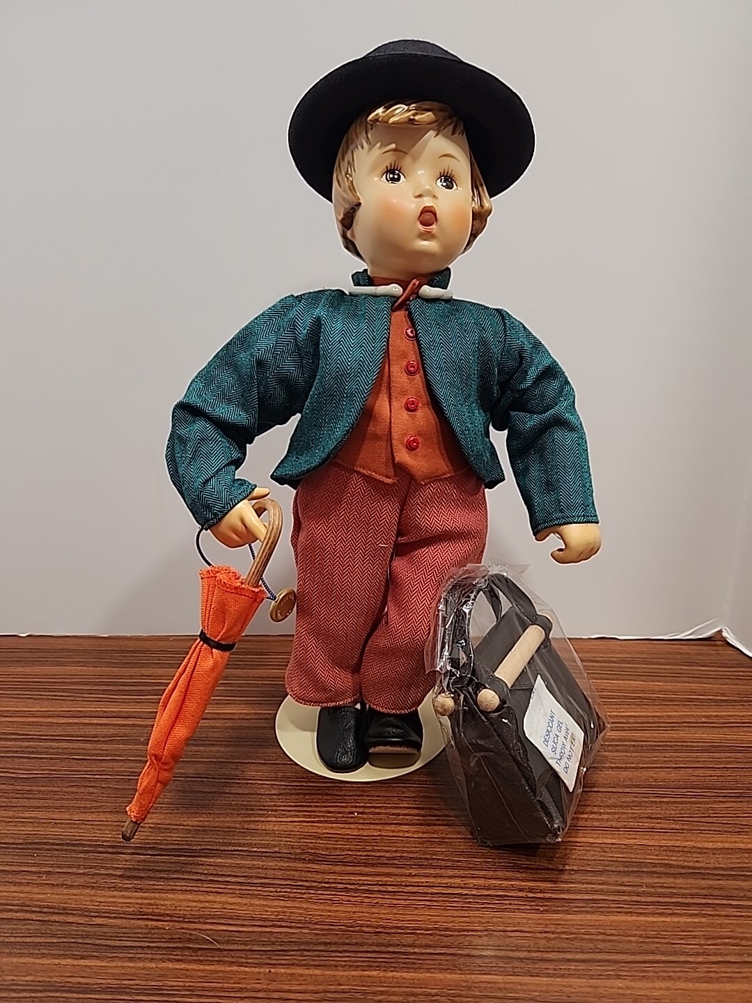 VINTAGE Complete Goebel HUMMEL “Merry Wanderer” 14″ BOY DOLL W Stand*** NO HAT