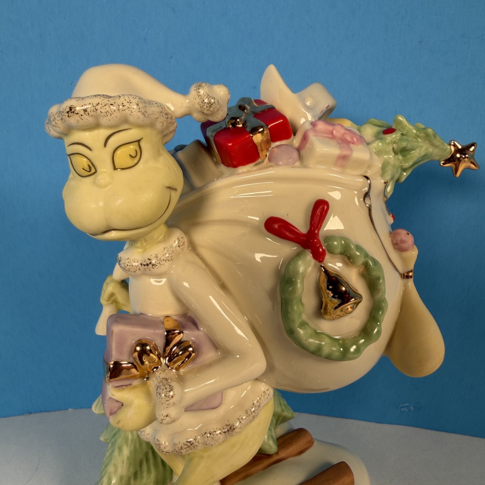 RARE 2014 Lenox Dr. Seuss GRINCH’S SNOWY ESCAPE Christmas Figurine 5.5″ NO BOX