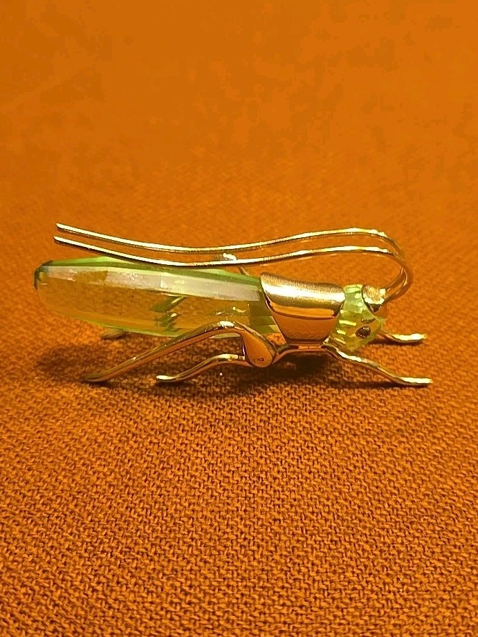 Swarovski Paradise Bug Aptera Chrysolite Grasshopper 250469 Silver W/Gold No Box