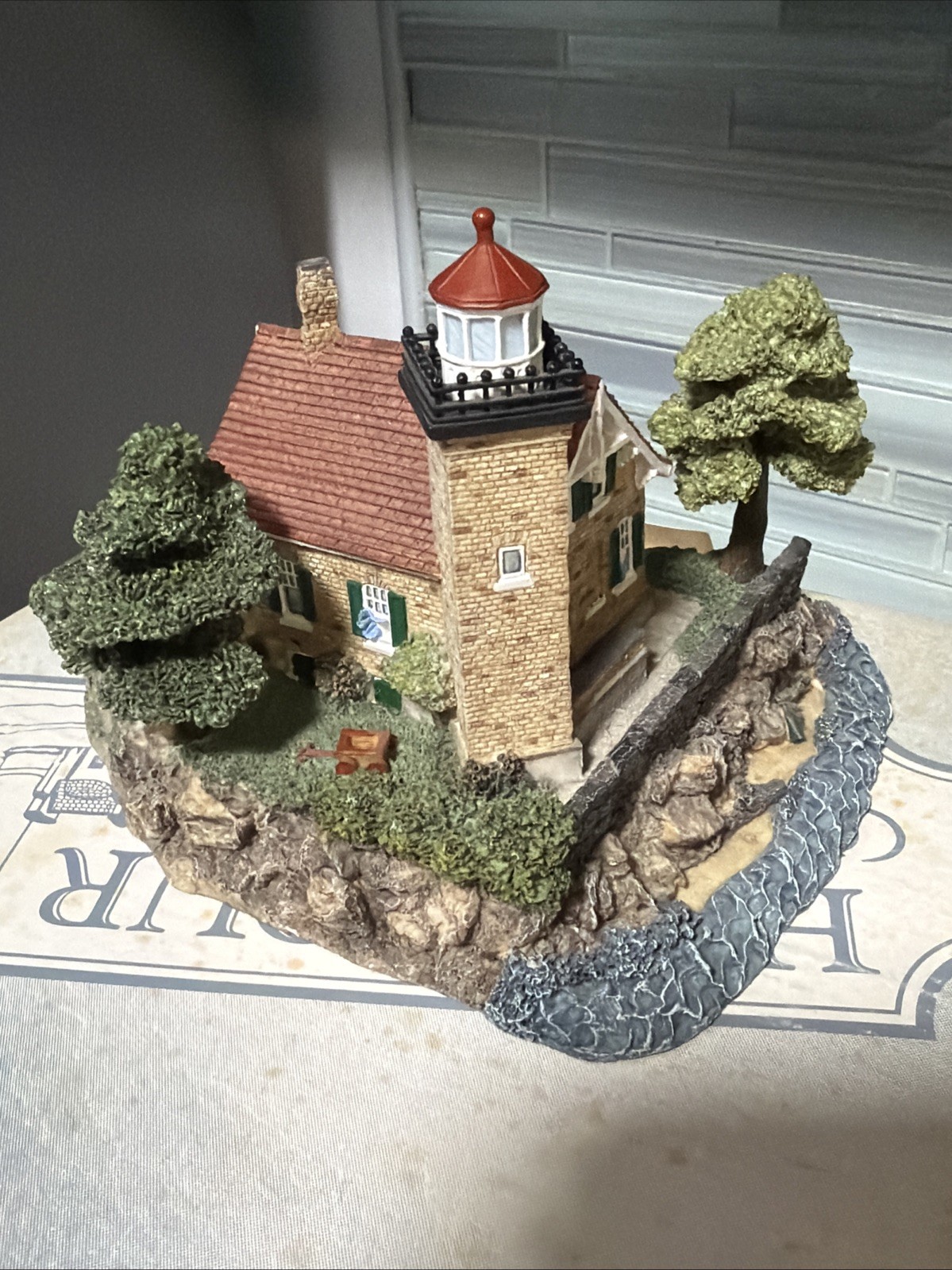 2000 Harbor Lights “Eagle Bluff” # 249 Lighthouse with COA & Box