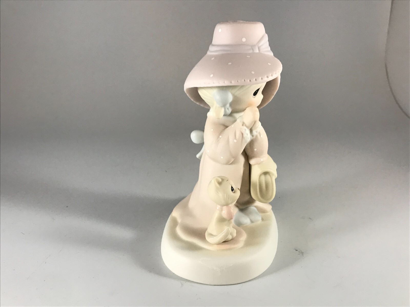 Precious Moments E-2824 To A Very Special Mom Figurine (G-Clef) 1992 NEW