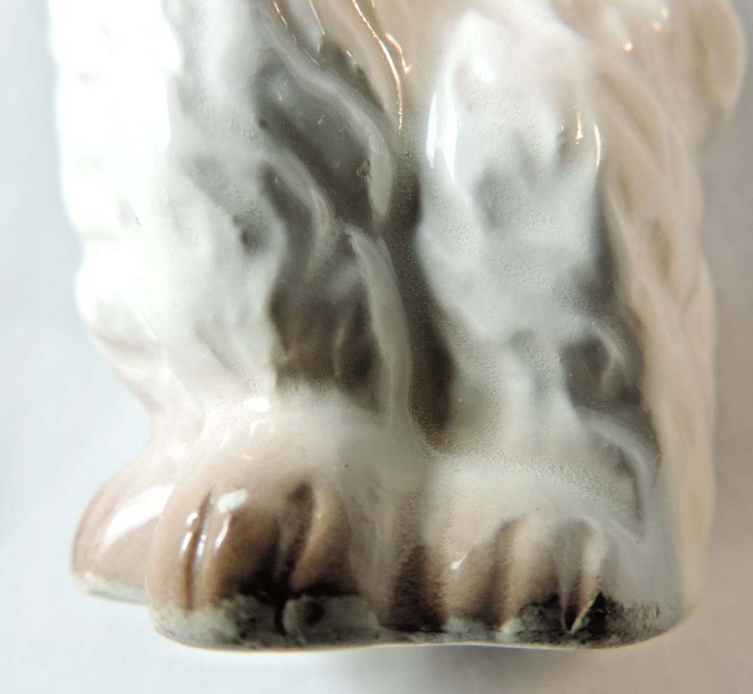 Pair Vtg Ceramic Poodle Figurines Long Neck Rhinestones Napco ?