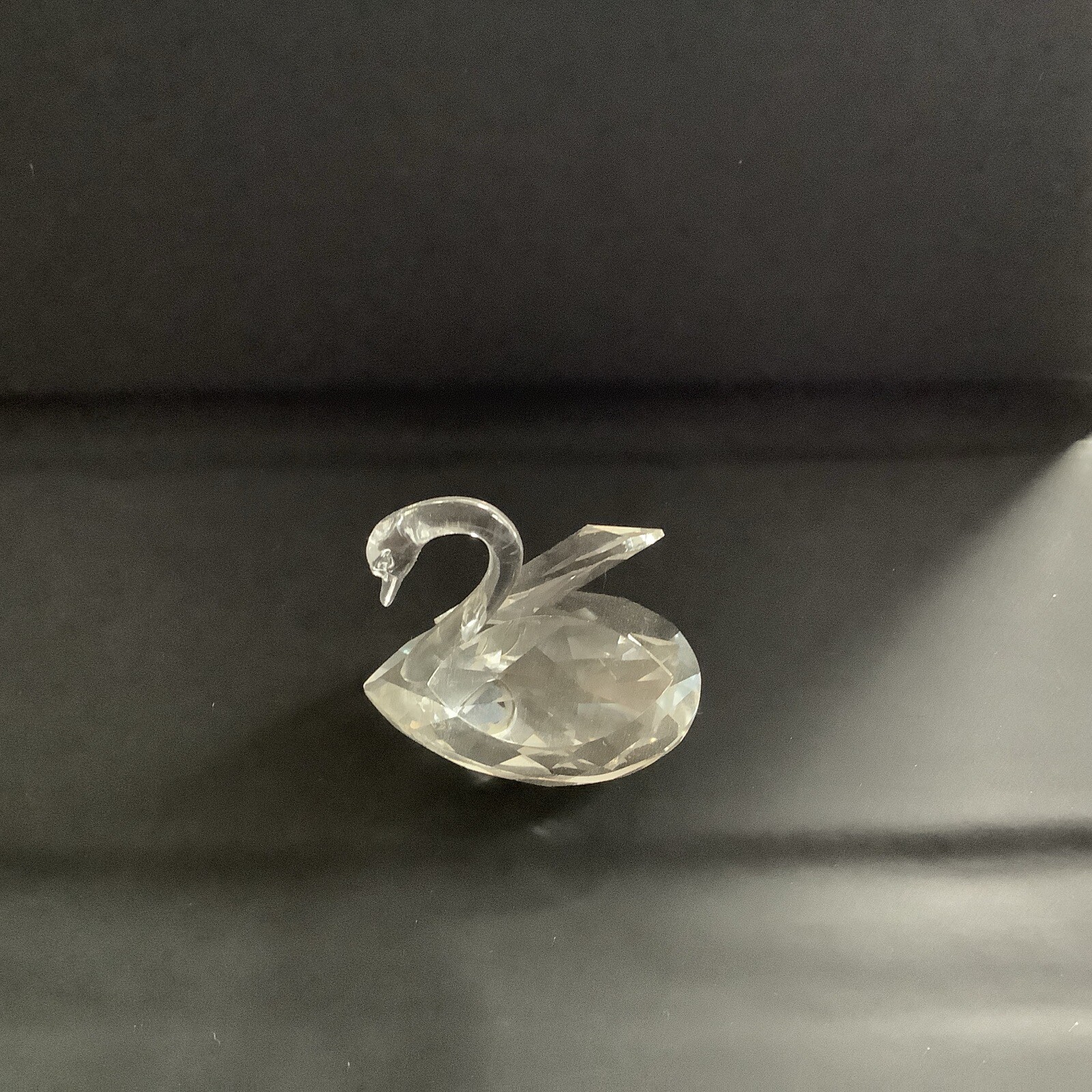 Swarovski Crystal Swan / Beauties of the Lake/ Small (1.5 In) Mini Figurine