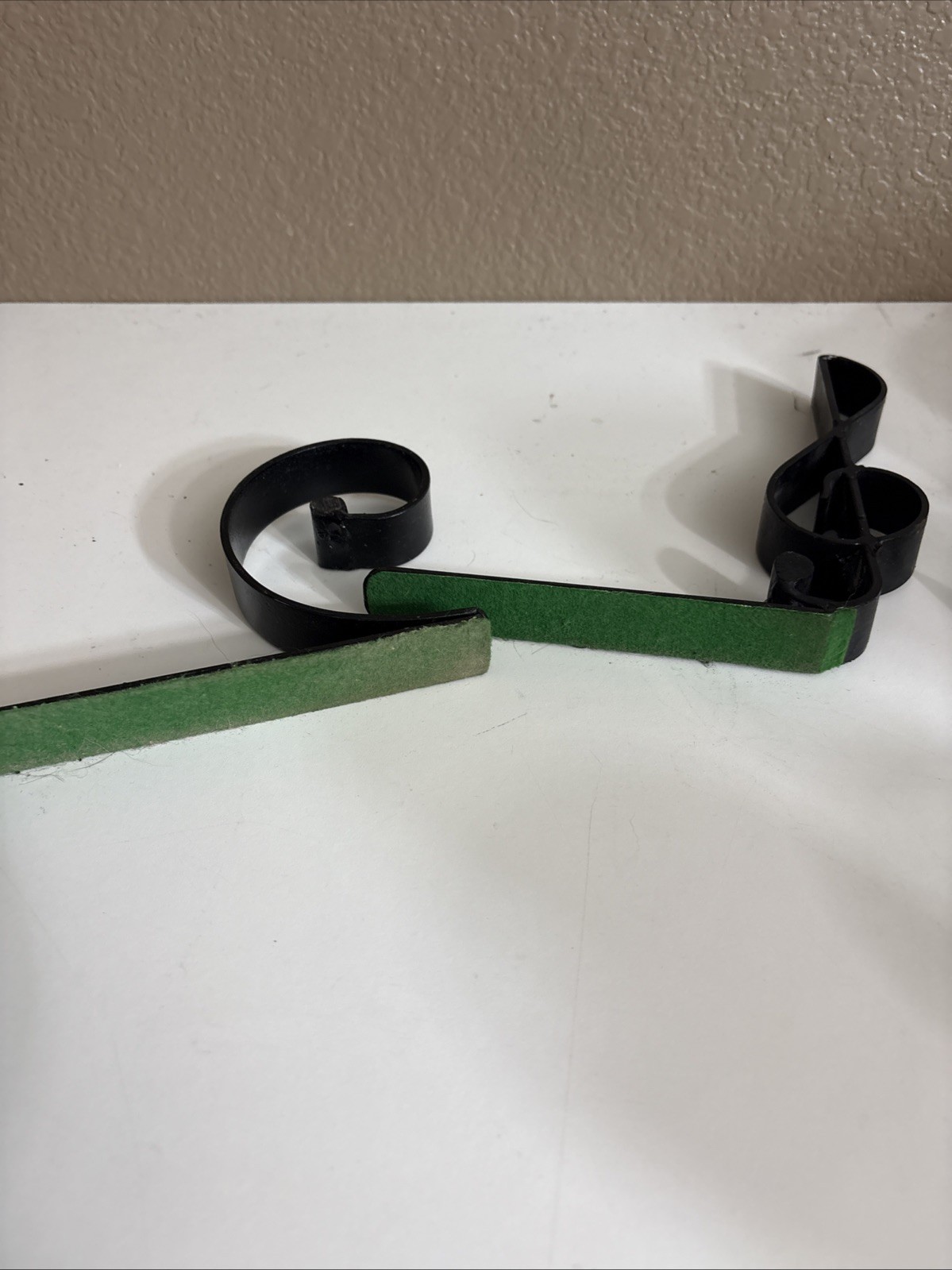 Treble Clef / Vtg Pair 7” H Cast Iron Black Treble Clef Music Note Book End Gift