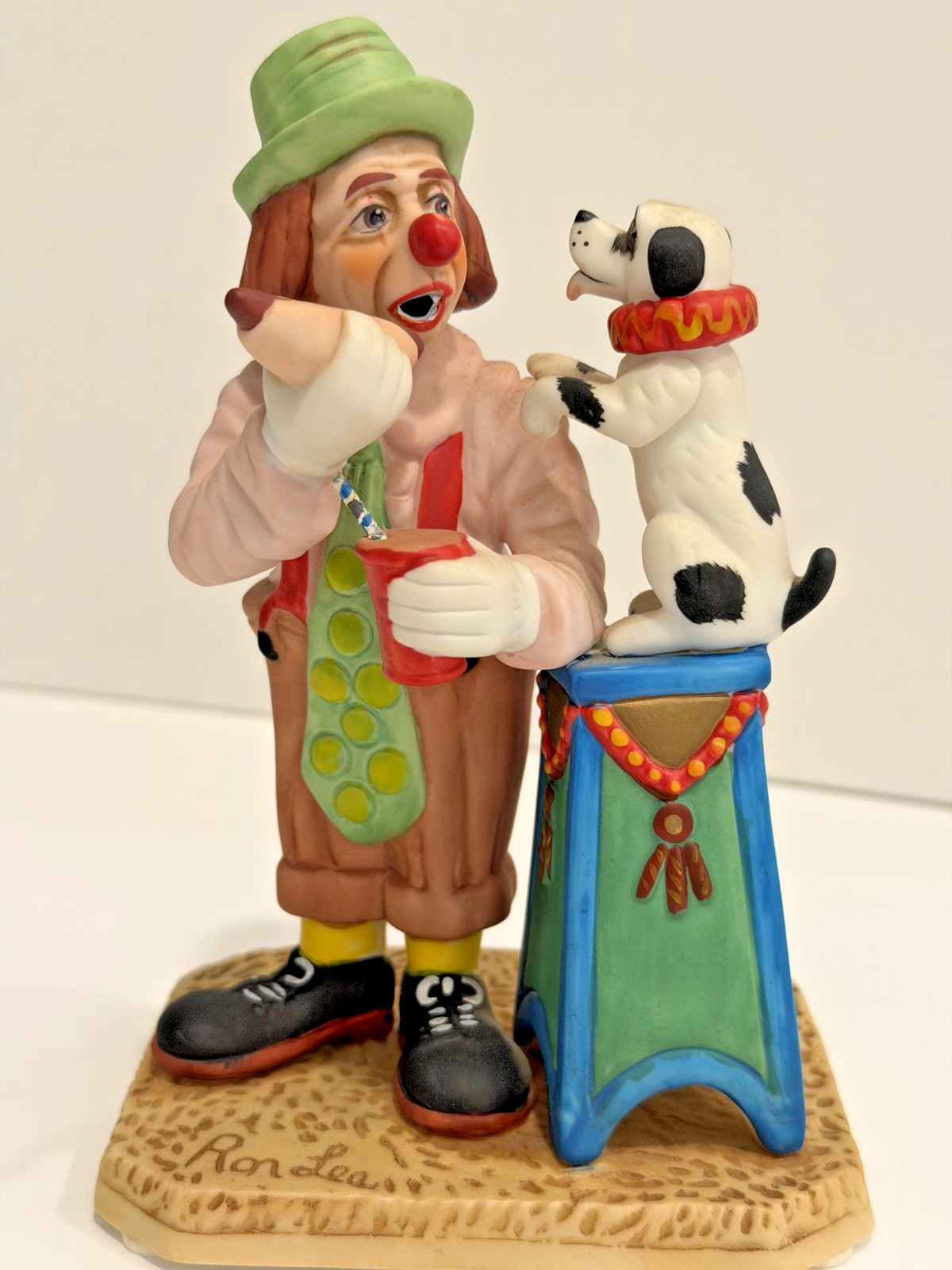 Vintage Ron Lee Carnival of Clowns Its Not a Dog Eat Dog World #381 Clown Statue
