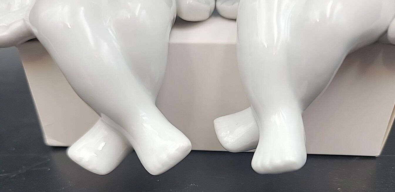 United States Commemorative Fine Art Gallery 2 Cherub Shelf Sitter Figurines