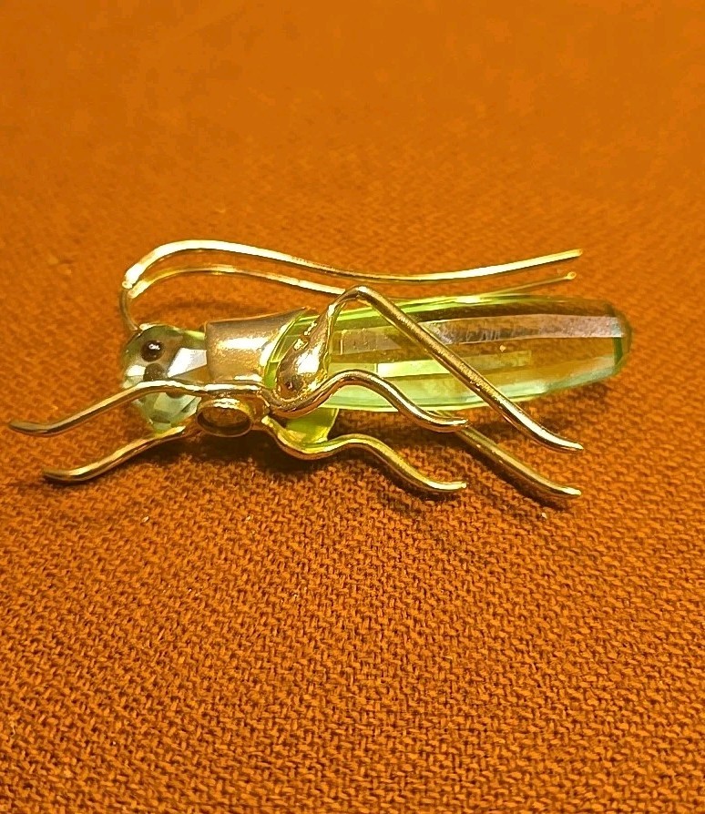 Swarovski Paradise Bug Aptera Chrysolite Grasshopper 250469 Silver W/Gold No Box