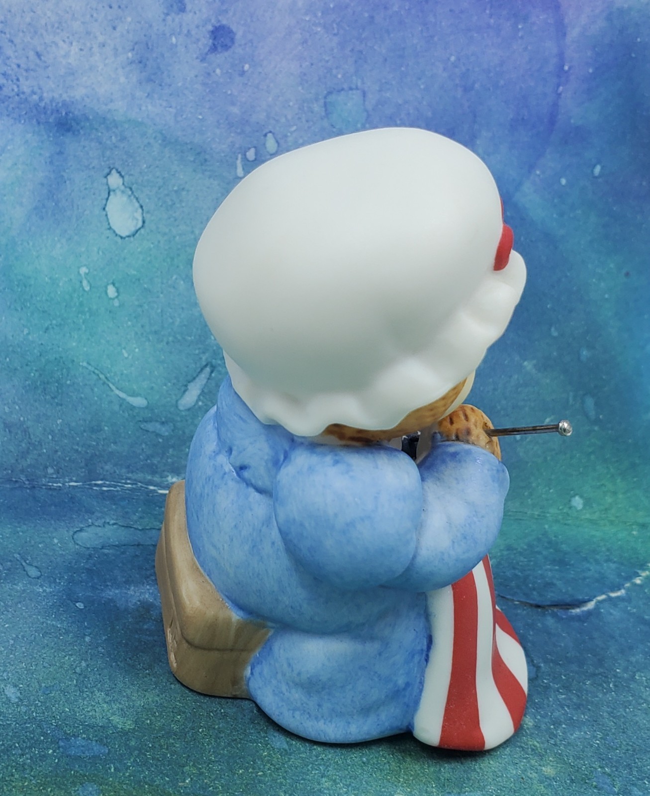 LF11 Enesco Lucy and Me Lucy Rigg Bear as Betsy Ross