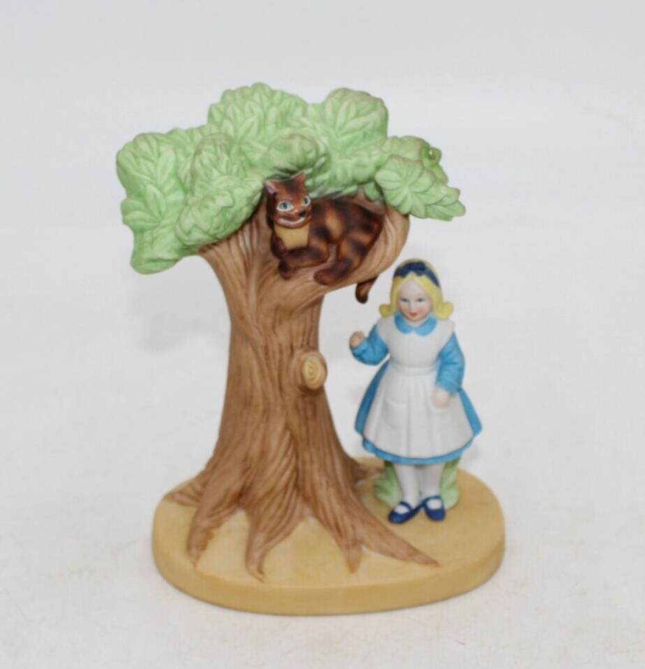 Alice In Wonderland 12 Fairy Tales Detailed Porcelain Figure Danbury Mint 6″ HTF