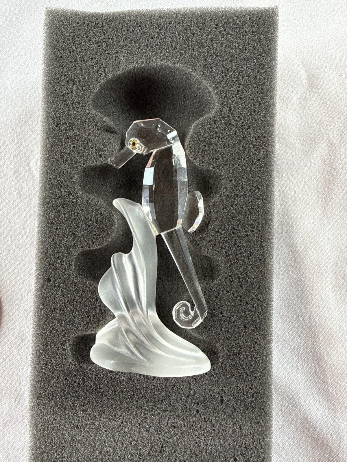 Swarovski Crystal “Seahorse” Figurine with Box (A 7614 NR 080 000) Mint