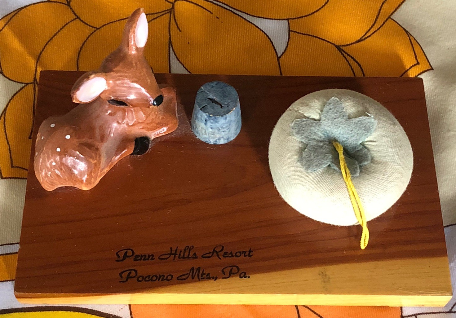Vtg Deer Pin Cushion Thimble Wood Base Decor Penn Hills Pocono Mts PA MCM