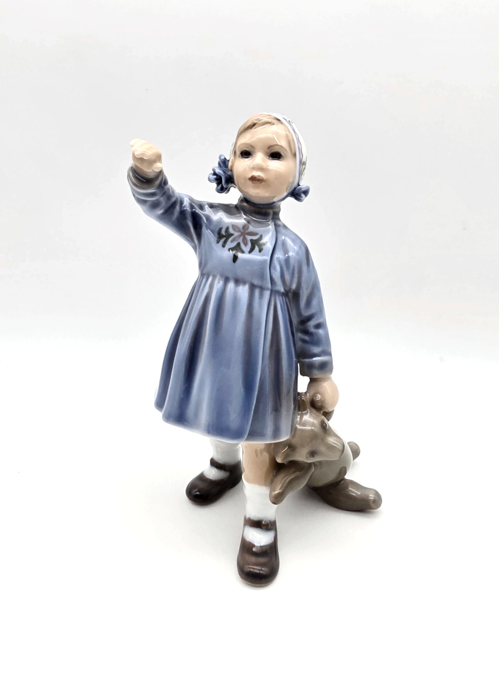 VINTAGE #1152 DAHL JENSEN DJ GIRL W/TEDDY BEAR COPENHAGEN DENMARK FIGURINE EXC!!