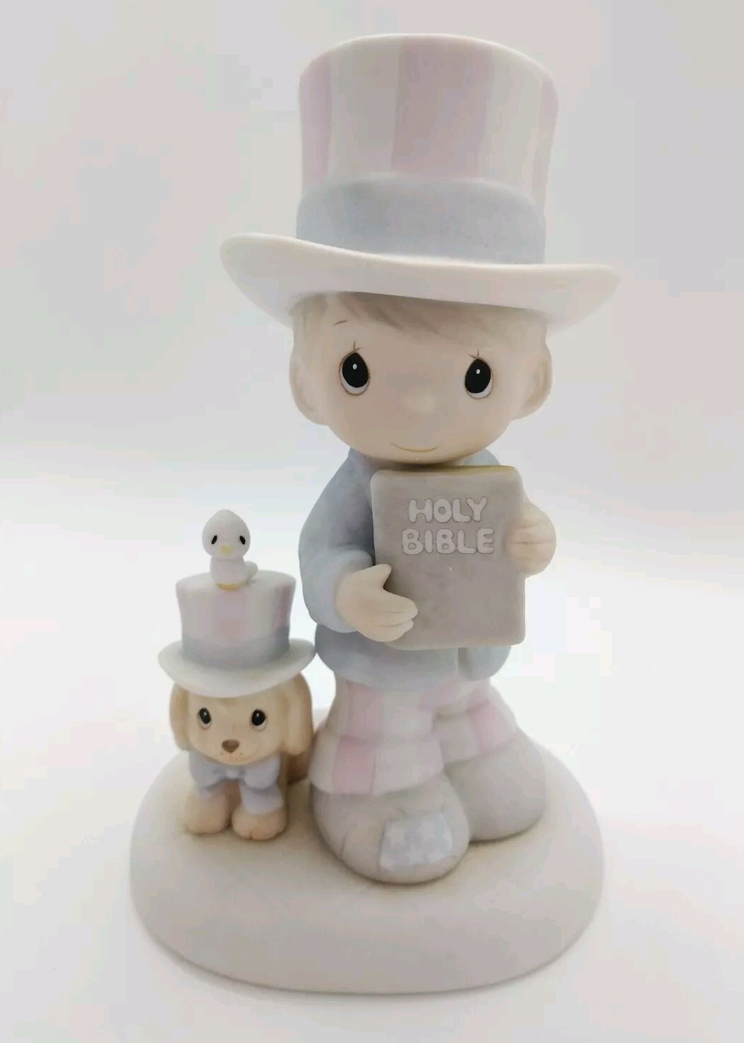 Precious Moments 1986 GOD BLESS AMERICA Holy Bible Patriotic Boy with Orig. Box