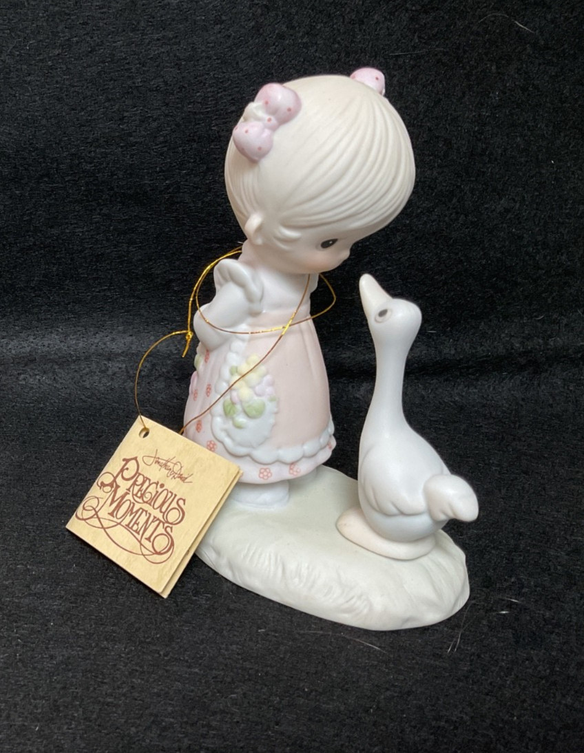 Precious Moments Figurines original 21 – your choice – MINT CONDITION