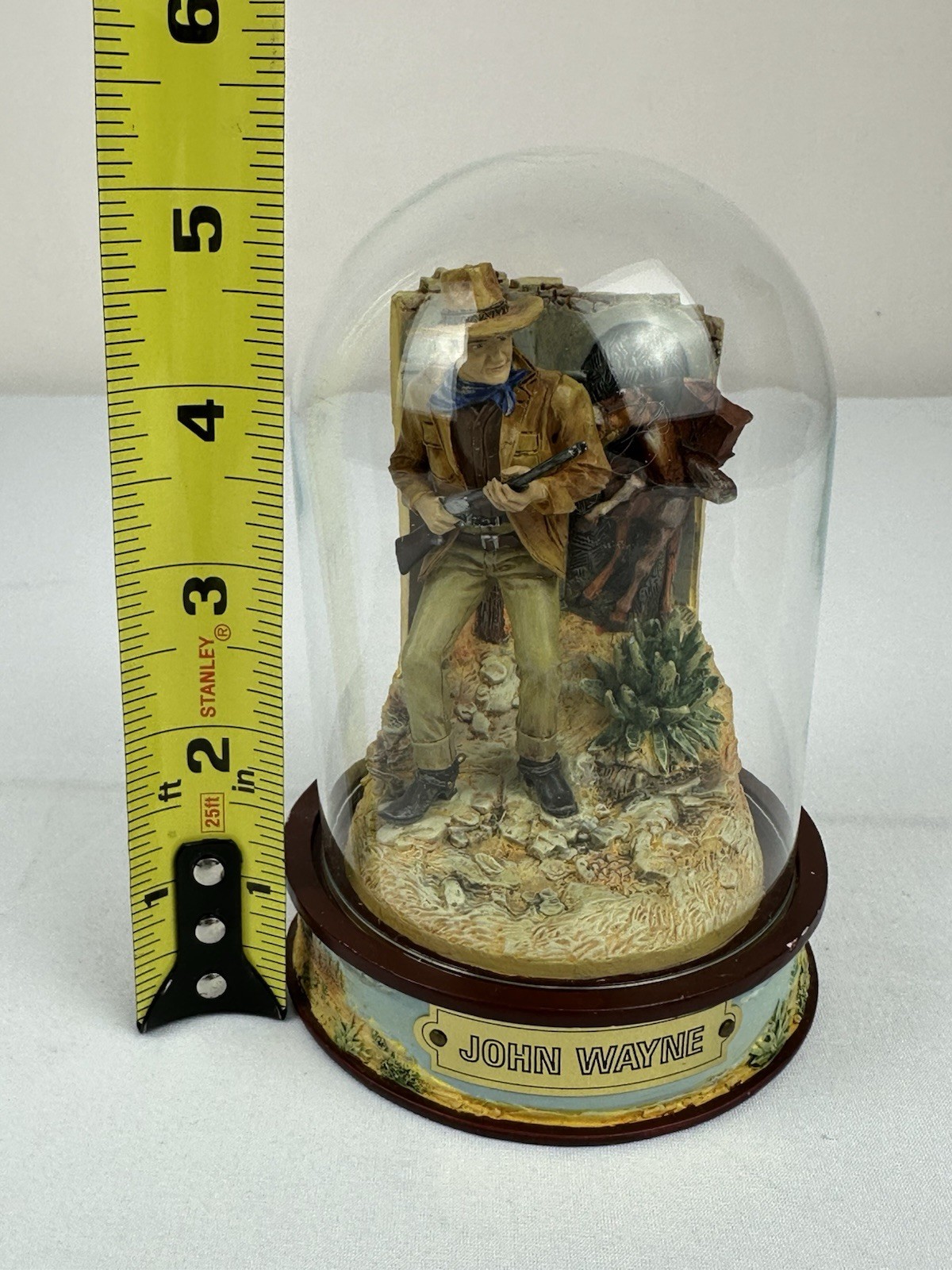 John Wayne Sculpture (w/Glass Dome) Franklin Mint Limited Edition Pre-owned