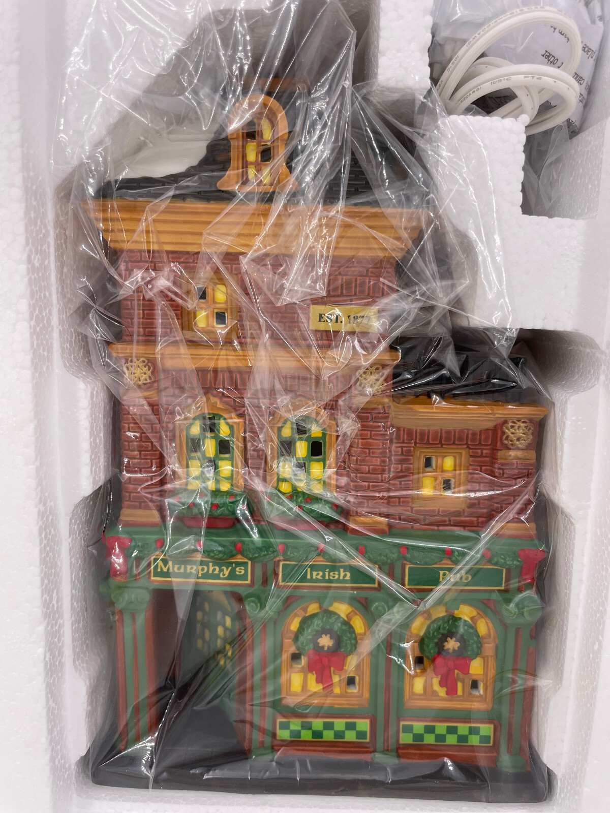 Department 56-Christmas in the City- Murphy’s Irish Pub – 4025241