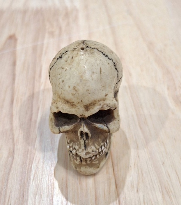 Vintage 1996 1.75″ Summit Collection W.U. Resin Skull Figurine Biker Macabre
