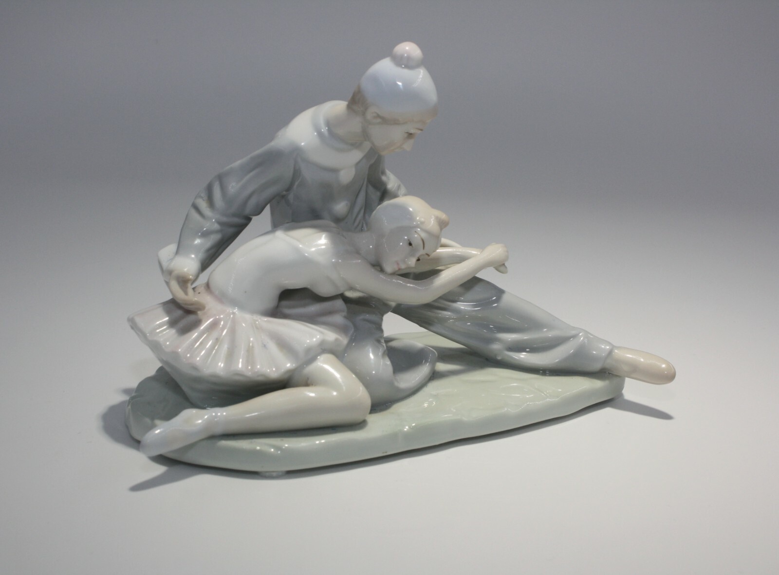 Ballerina & Jester Porcelain Figurine Closing Scene by Vicente Martinez Ballet