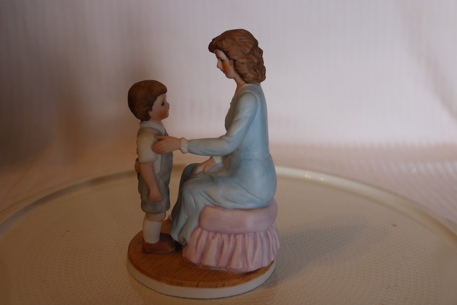 1989 Heritage House “My Mother’s Love” Porcelain Figurine Mother & Son Vintage