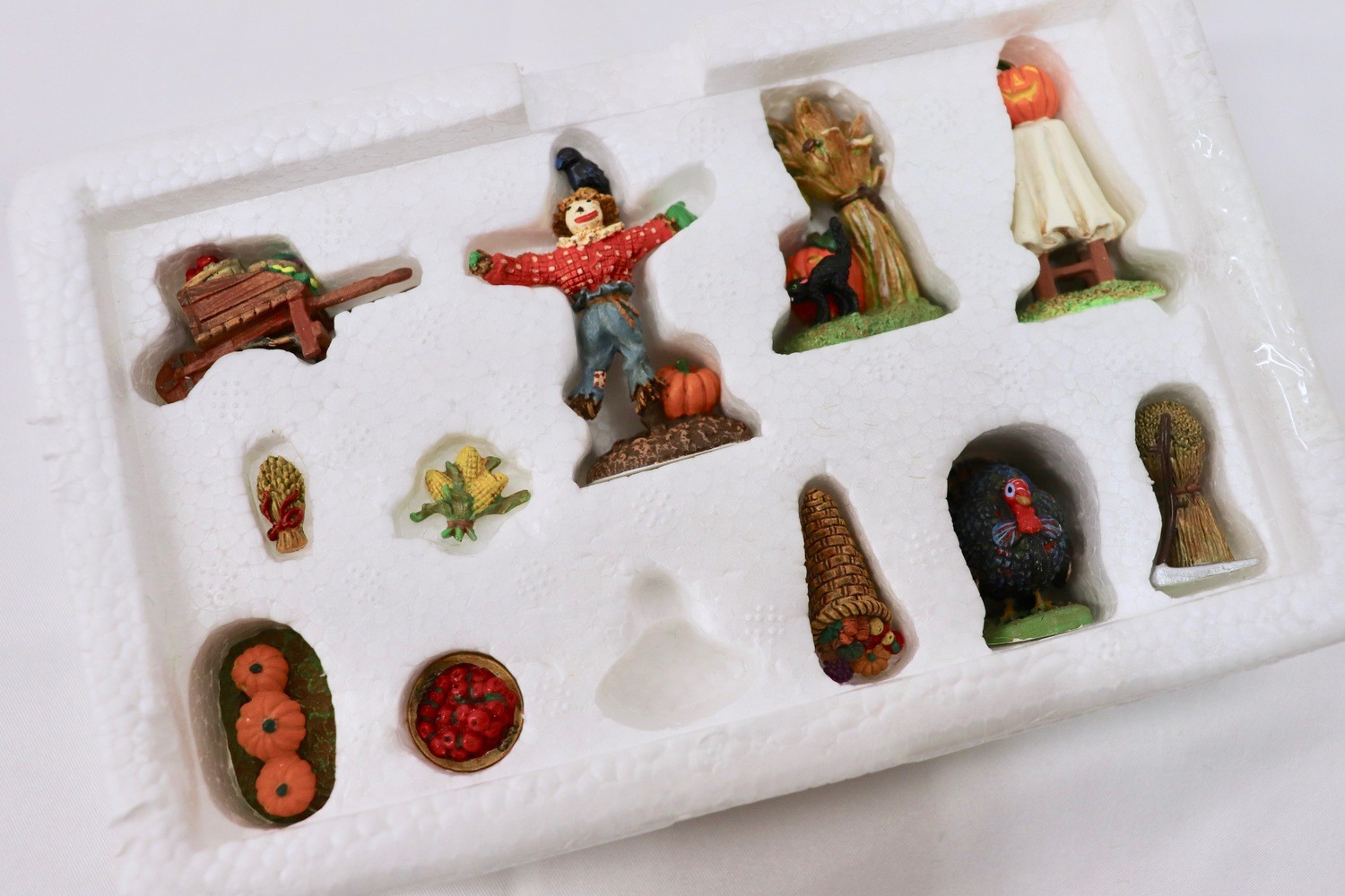 Dept 56 Season’s Bay Landscaping Garden Accessory Lot 13pc Boxed Village