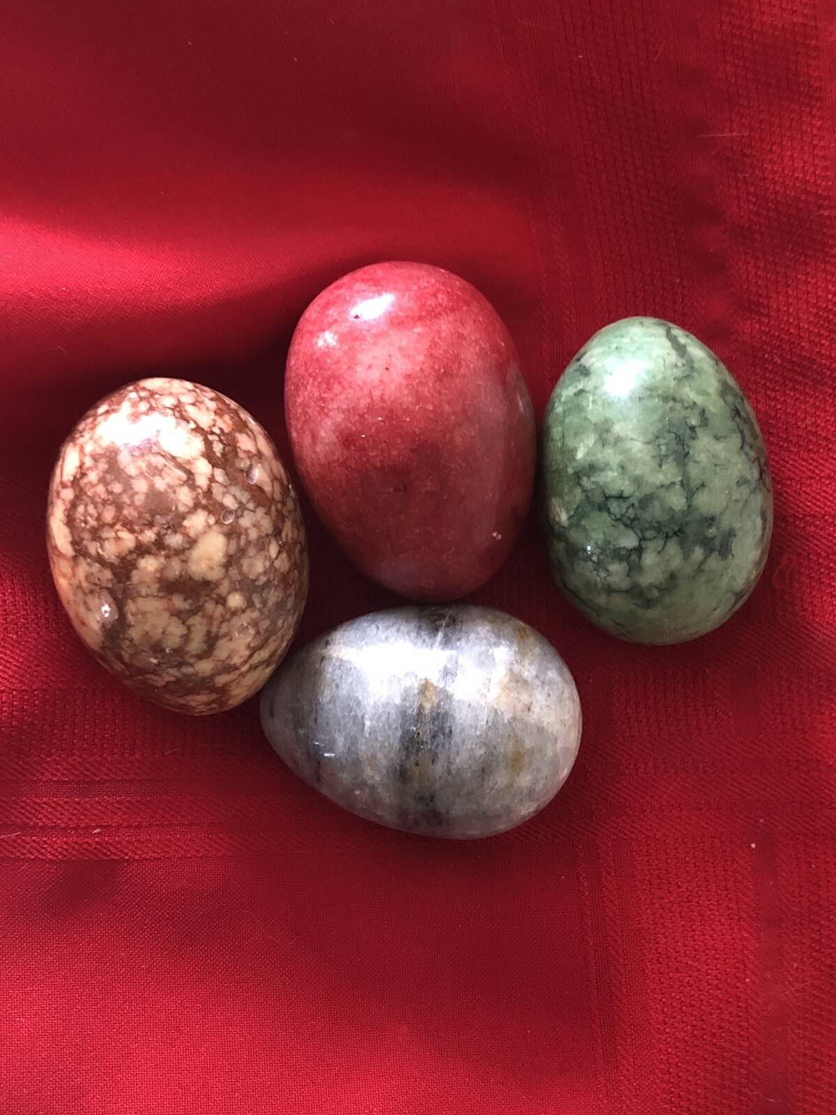 LOT 4 MARBLE / ALABASTER EASTER EGGS 2” RED GREEN GRAY BROWN BEIGE