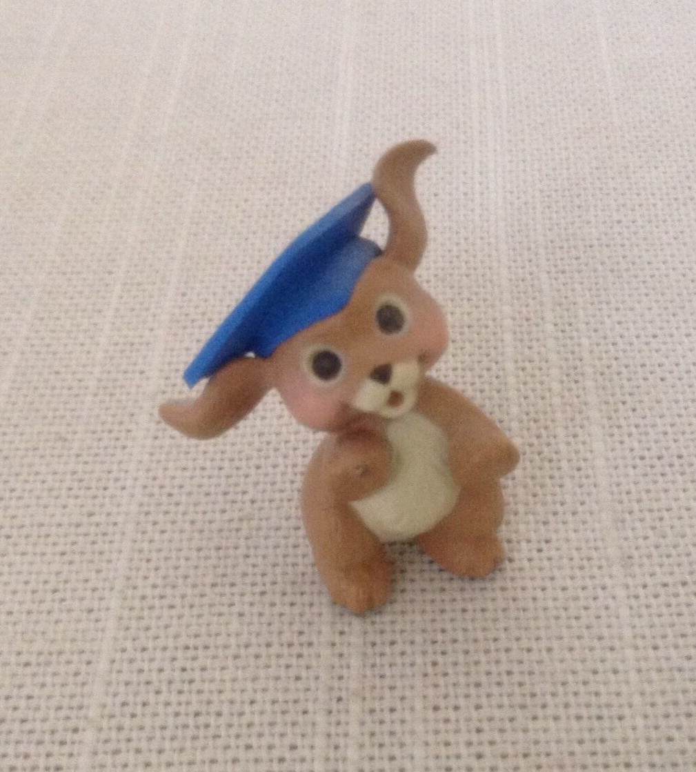 Hallmark MERRY MINIATURES Vintage GRADUATE DOG Graduation CAP 1988 Figurine NEW