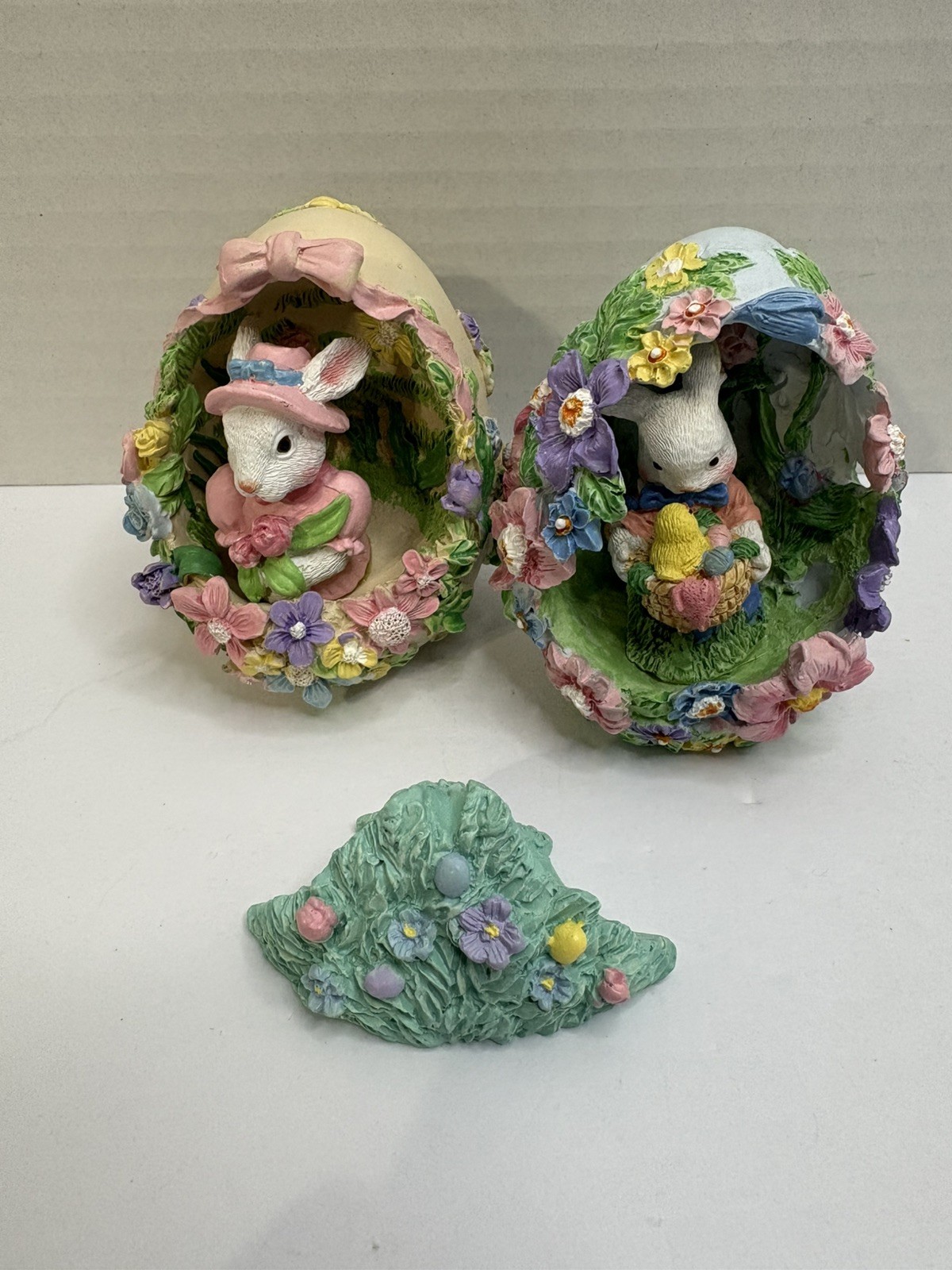 Two Diorama Eggs , Deco Resin Eggs, Rabbit, Family With Separate Grass Stand