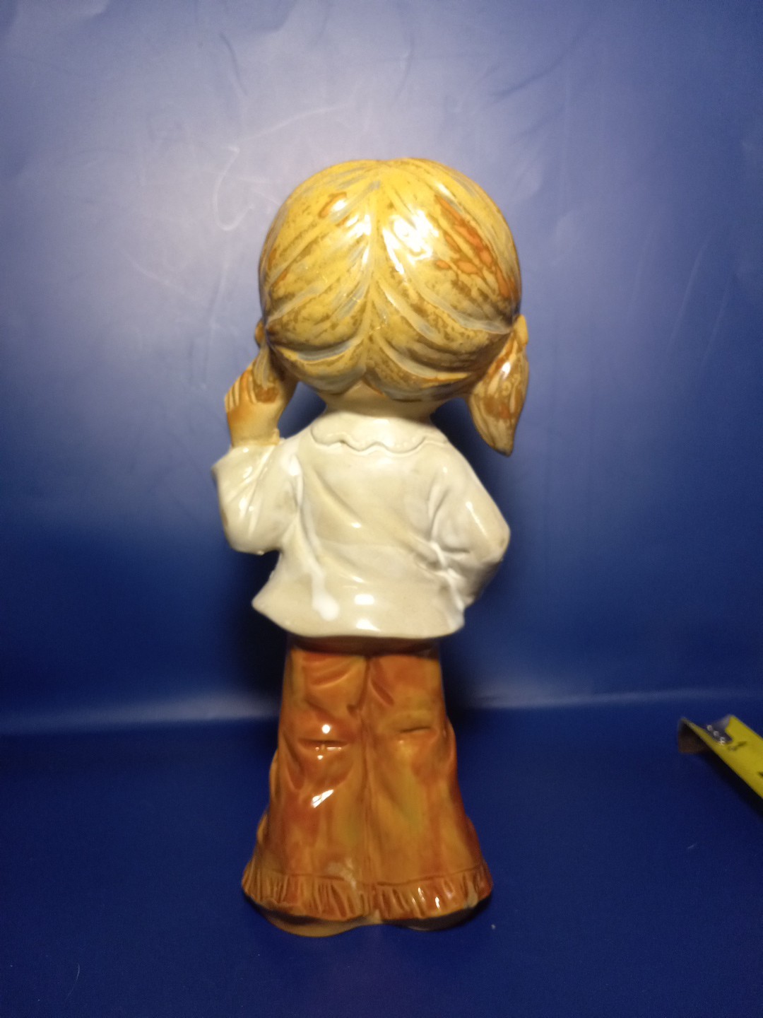 Vtg Stoneware Figurine Girl Holding A Candle. 1970s 8.5 Inches Tall.