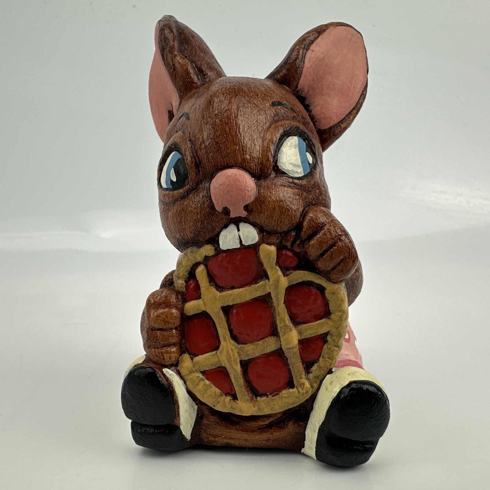 Vintage Pendelfin Rabbit Stoneware Music Scene Apple Pie Chorus Blanket Baby