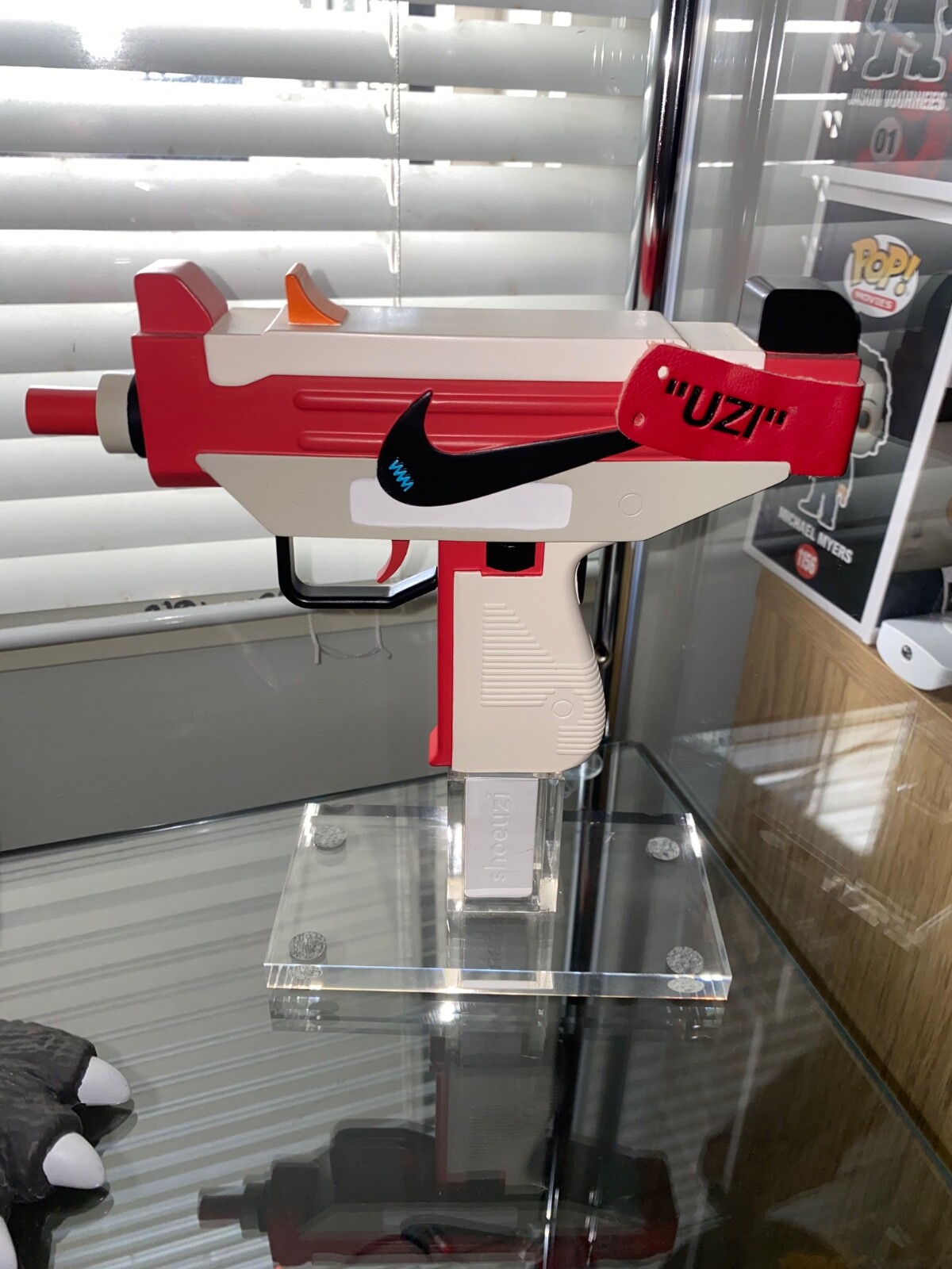 Shoeuzi Chicago Off-White Jordan 1 Limited Edition /300