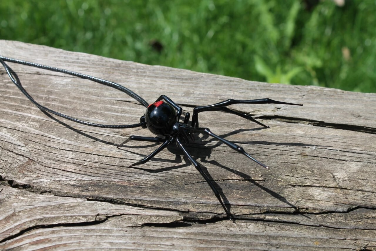 Spider Black Widow, pendant Blown glass Spider,Hanging Spider Black Widow,