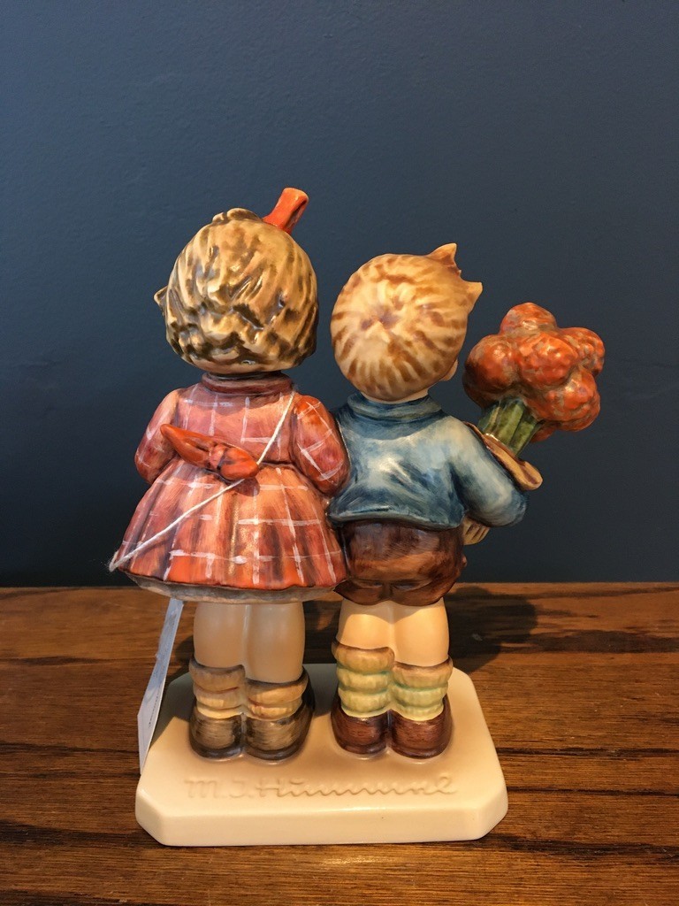 Goebel Hummel – The Love Lives On #416 – 1980 – TMK 6 – 6″H x 6″W