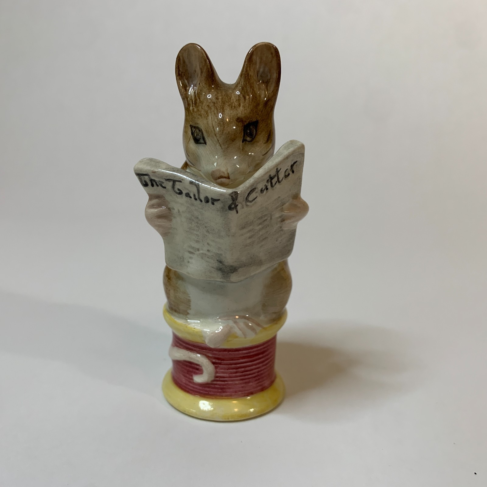 Vintage 1949 Beatrix Potter Figurine Tailor Of Gloucester Beswick Collectible