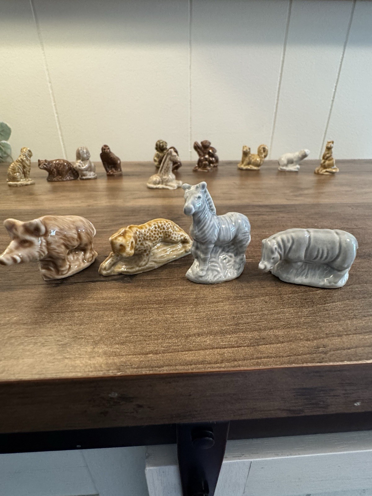 Lot of 16 Mini Glazed Ceramic Animal Tea Figurines