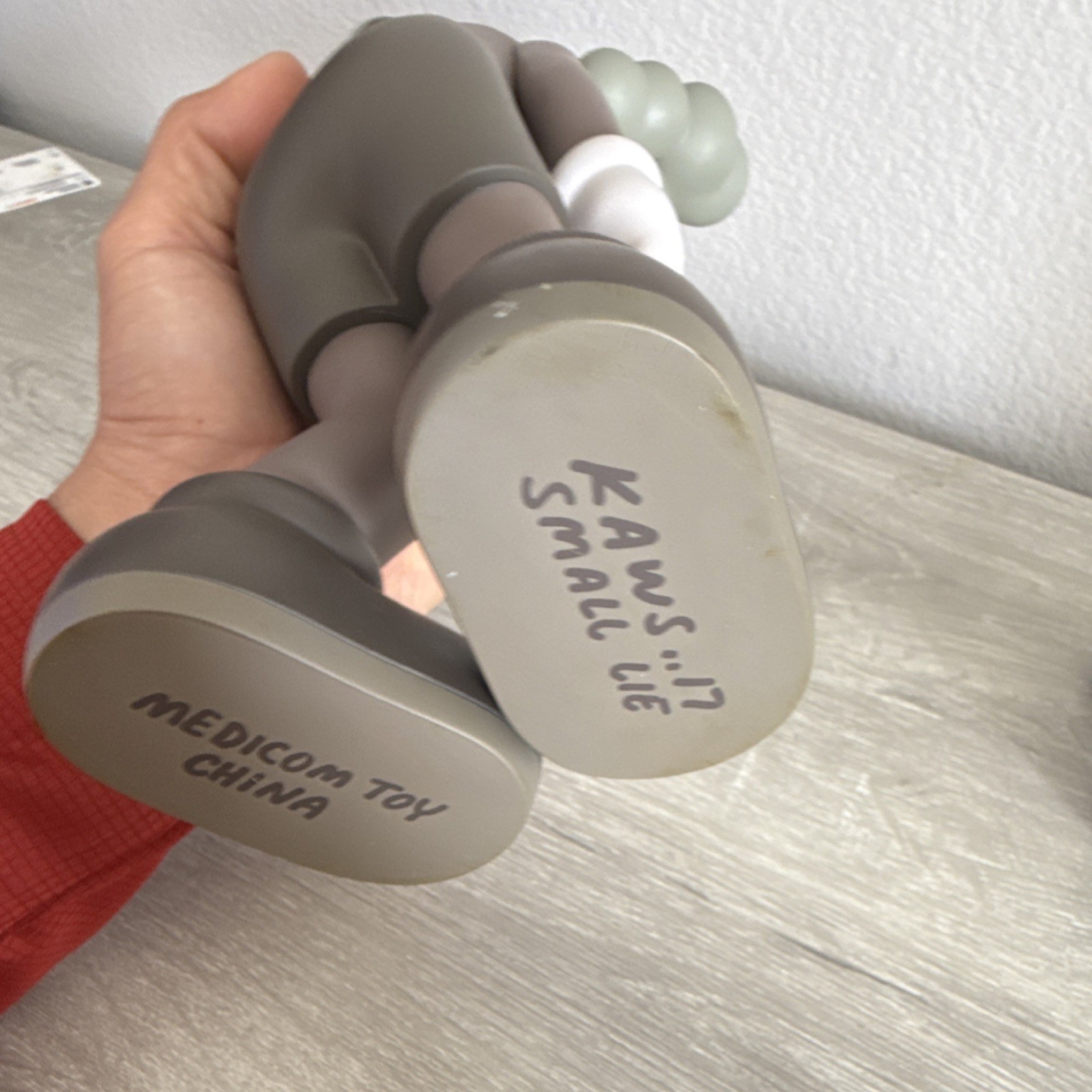 Authentic Medicom Toy KAWS Small Lie Limited Edition Gray Figurine 2017