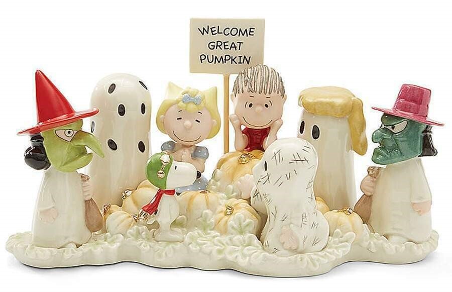 Lenox Peanuts Halloween Welcome Great Pumpkin Figurine Charlie Brown Snoopy NEW