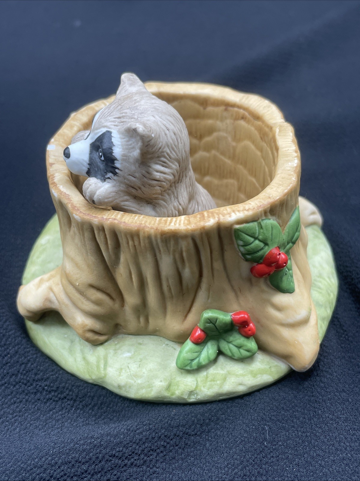Woodland Surprises RACCOON Franklin Mint Jacqueline B. Smith 1984