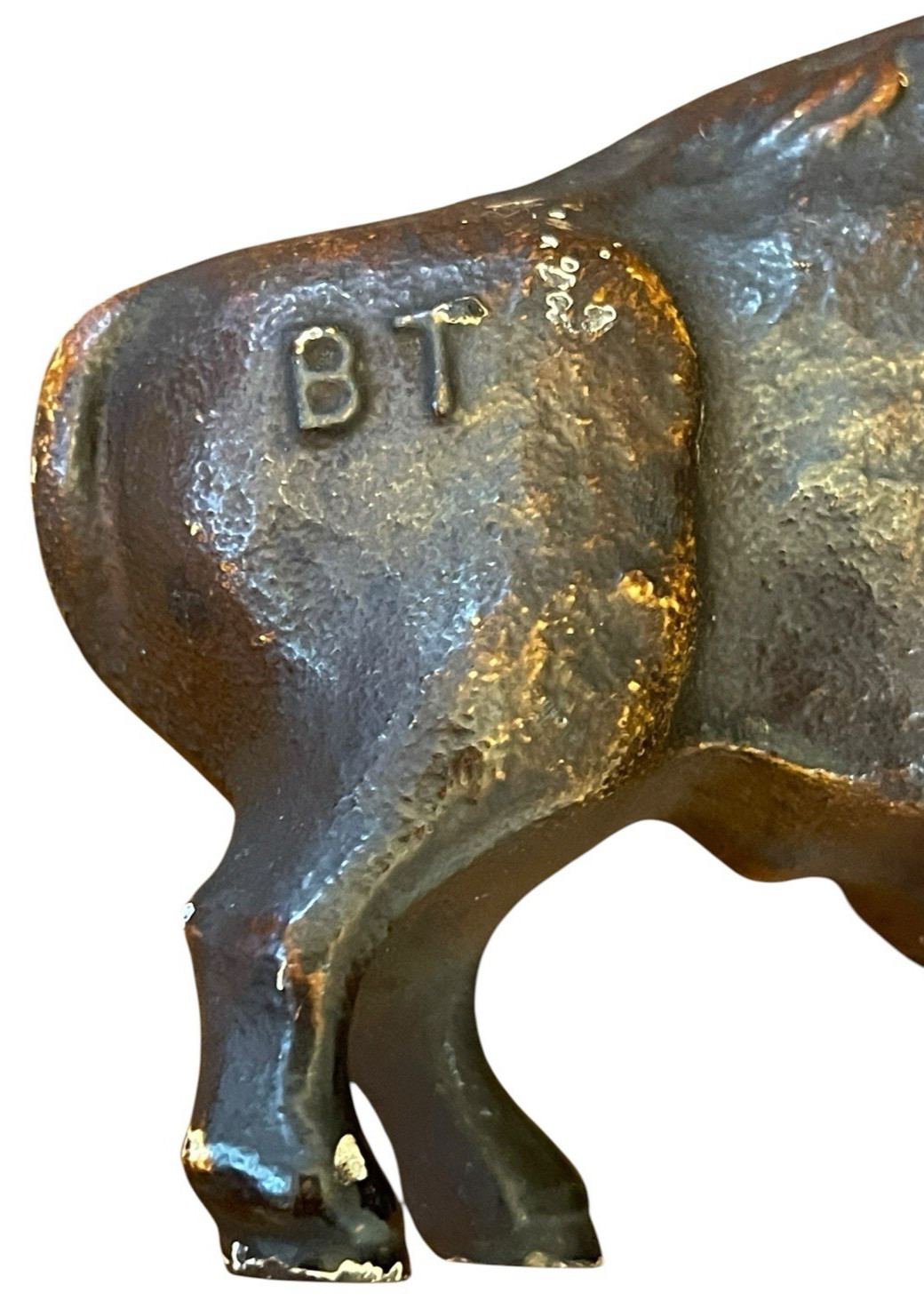 BUFFALO TANK BT CAST IRON BISON BUFFALO FIGURINE PAPERWEIGHT BETHLEHEM STEEL 5″