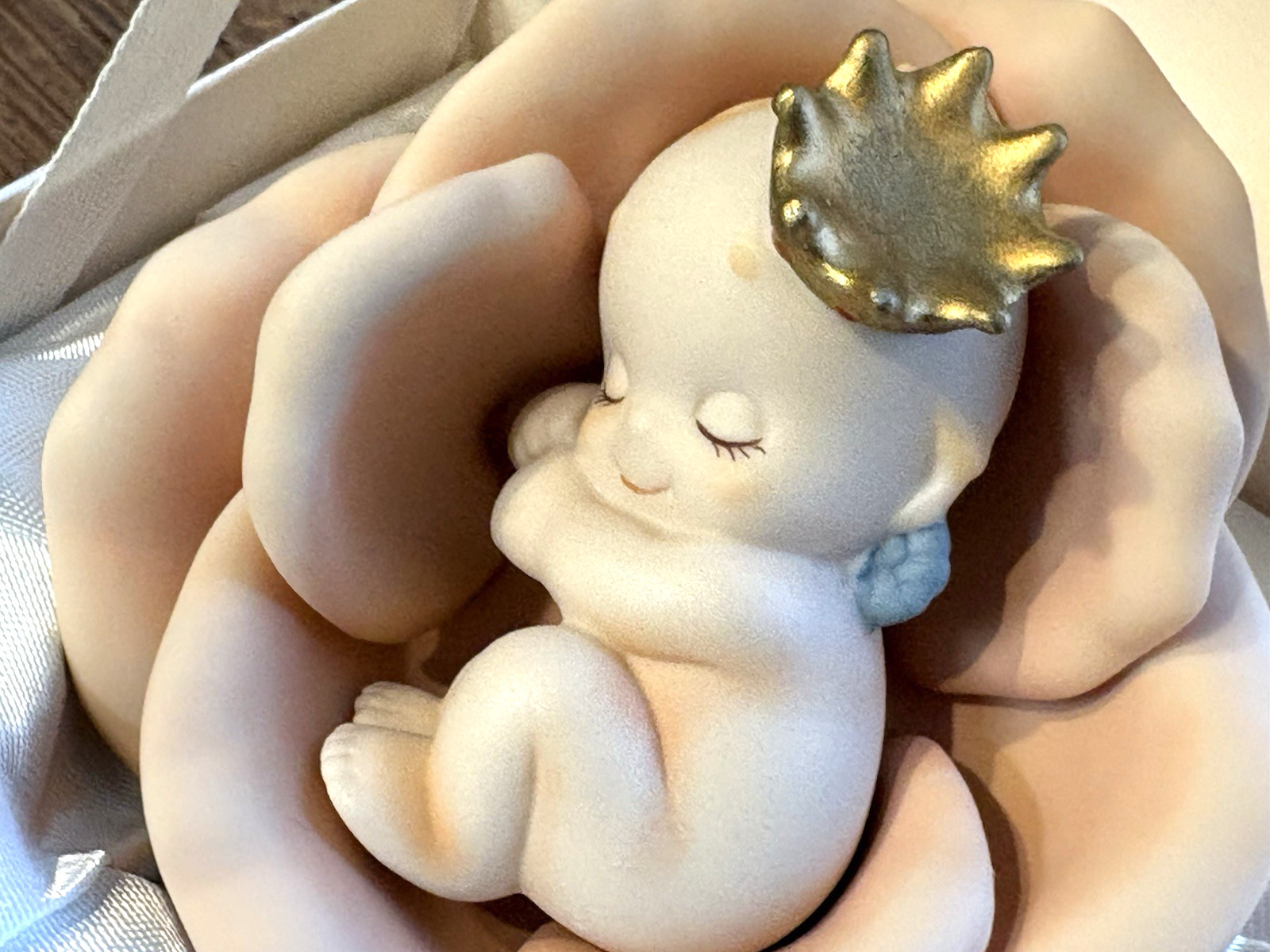 Kato Kogei Kewpie Doll in Rose Limited of Celebrating the Japanese Royal Baby