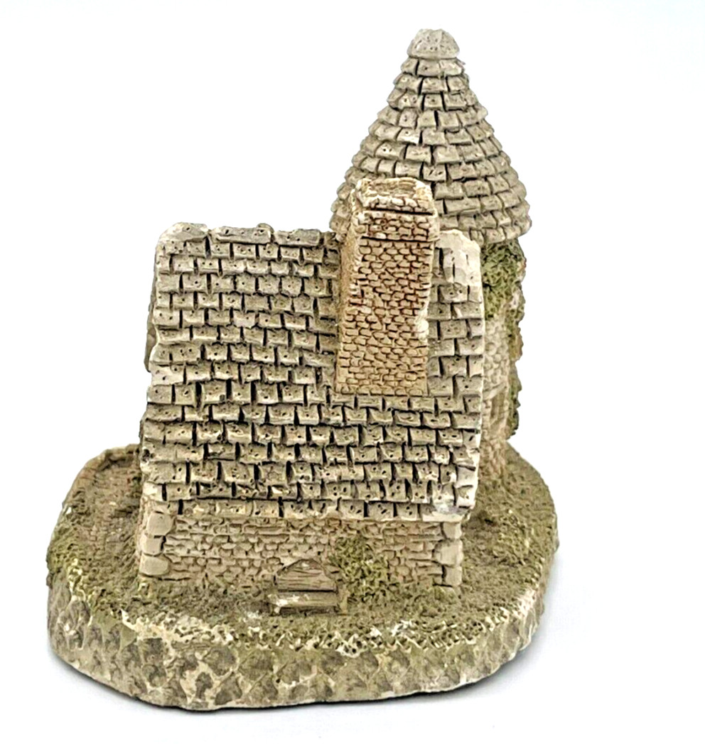 David Winter Cottages “The Vicarage” 1985 Retired 1995 Miniature Great Britain