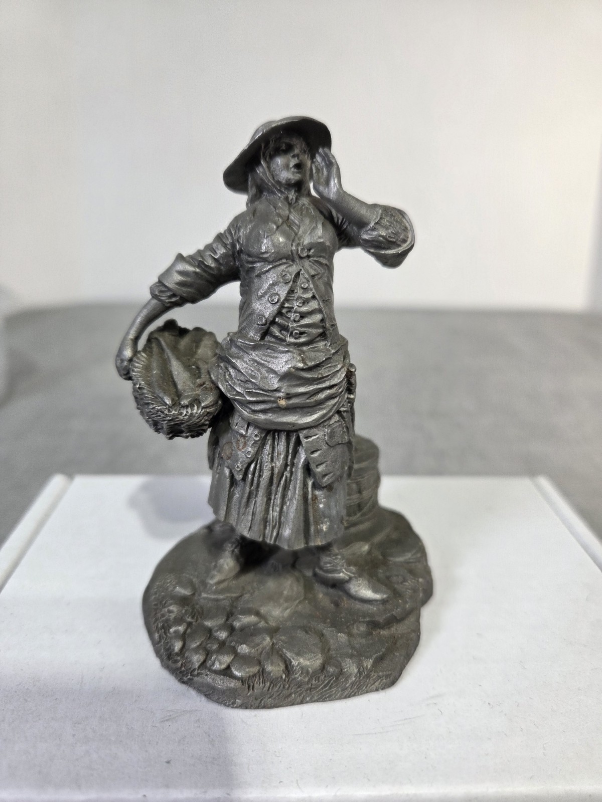 Vntg Franklin Mint 1977 Fine Pewter The Fish Woman America Ron Hinote Figure