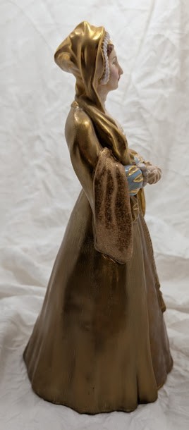 Royal Worcester Anne Boleyn Gold Light Blue 2652 Historical Figurine 8 1/2″ Tall