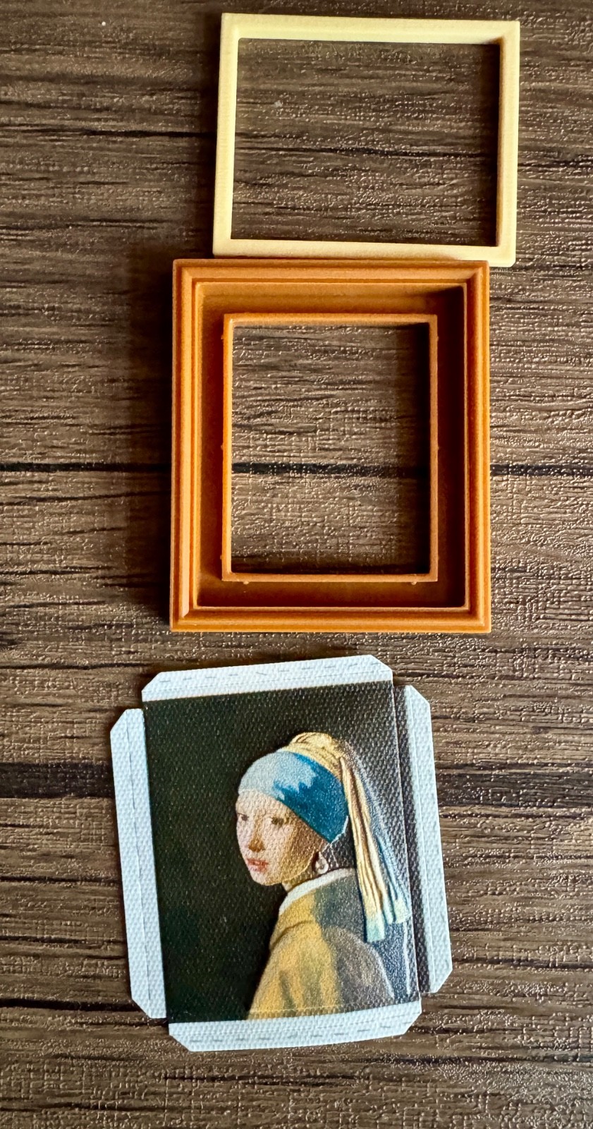 Mini Brands By ZURU Masterpieces Mona Lisa, Girl wPearl Earring NEW opened loose