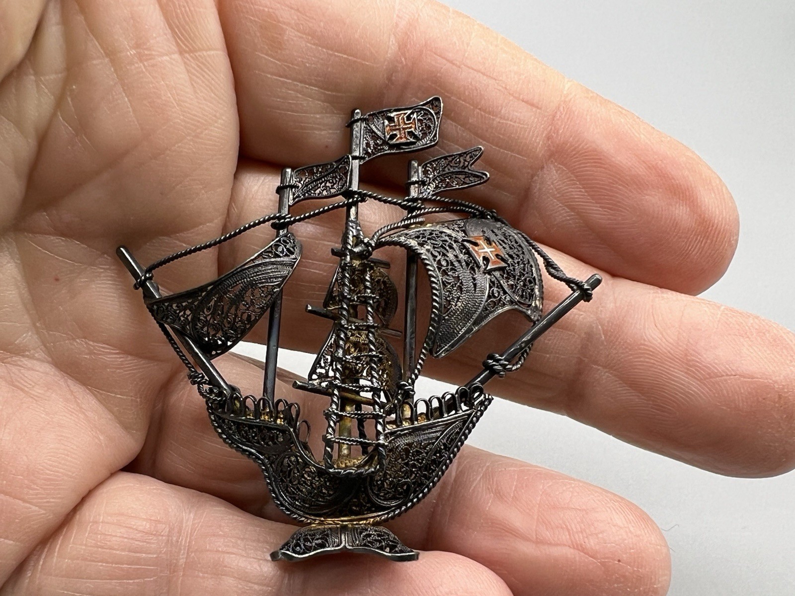 Set of Two VTG Silver Toned Metal Filigree Miniature 2” Spanish Galleons