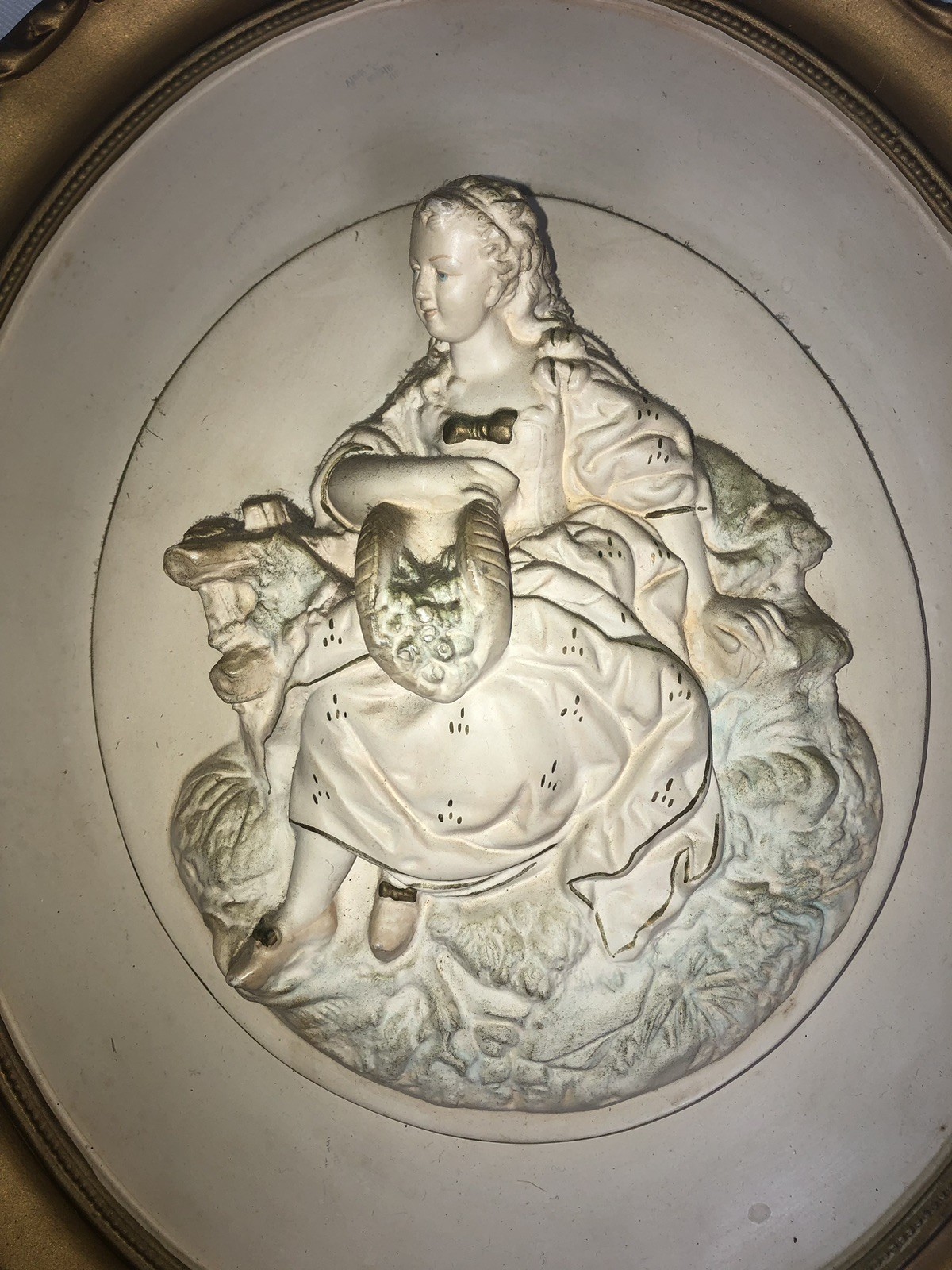 Pair ALEXANDER BACKER ABCO Chalkware Wall PLAQUE 3d Relief Colonial Man Woman