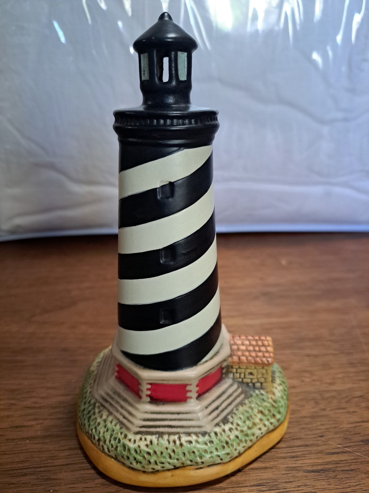 1993 Geo. Z. Lefton 1870 Cape Hatteras Lighthouse NC #01188 Handpainted