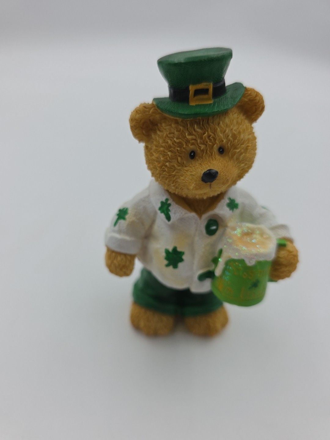 St Patrick’s Day Teddy Bear Figurine Shamrock Beer Mug Decor
