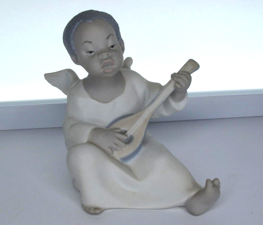 LLADRO Angel With Lute Mandolin BLACK LEGACY Porcelain Figure 4537 MATTE VTG