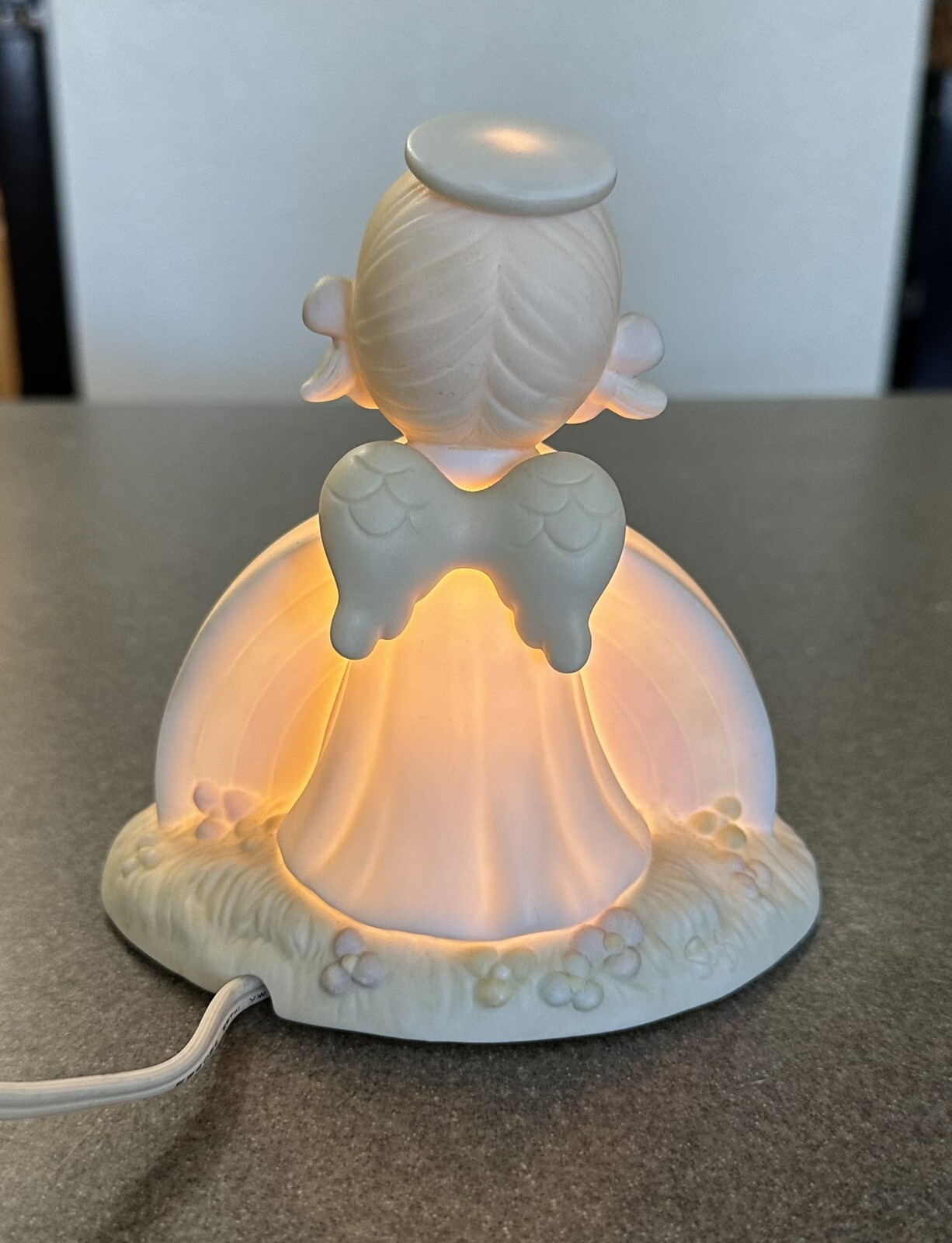 Precious Moments “God Bless You With Rainbows” 1985 Figural Night Light #16020