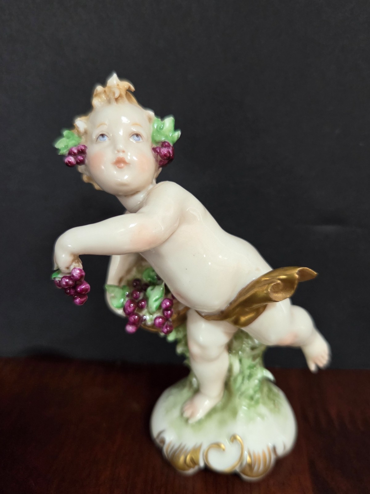 Capodimonte Putti figurine Autumn 4 Seasons